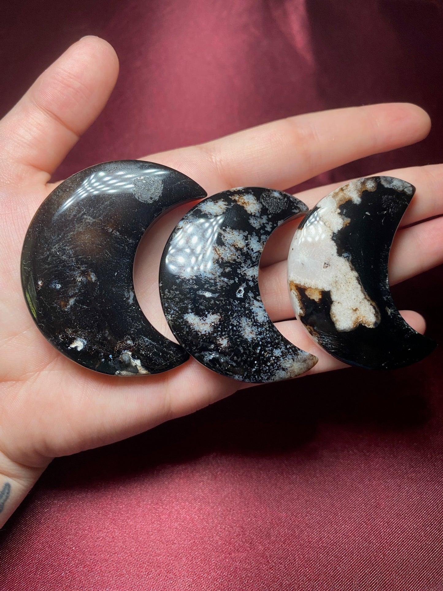 Black Flower Agate Moon Carving