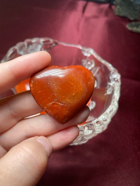 Medium Carnelian Heart Carving