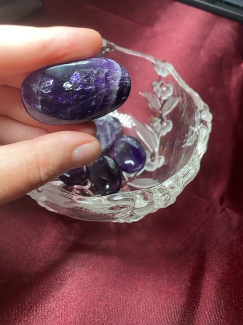 Amethyst Mini Palm Stone