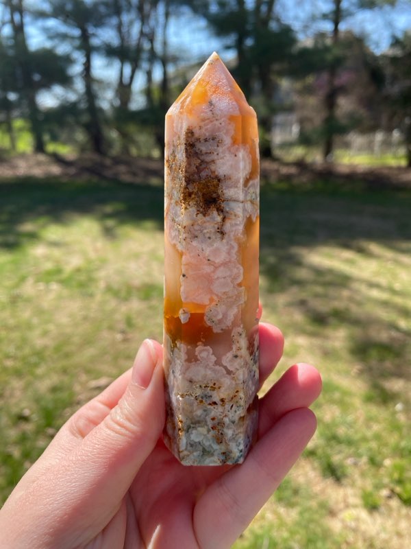 Large Flower Agate Tower